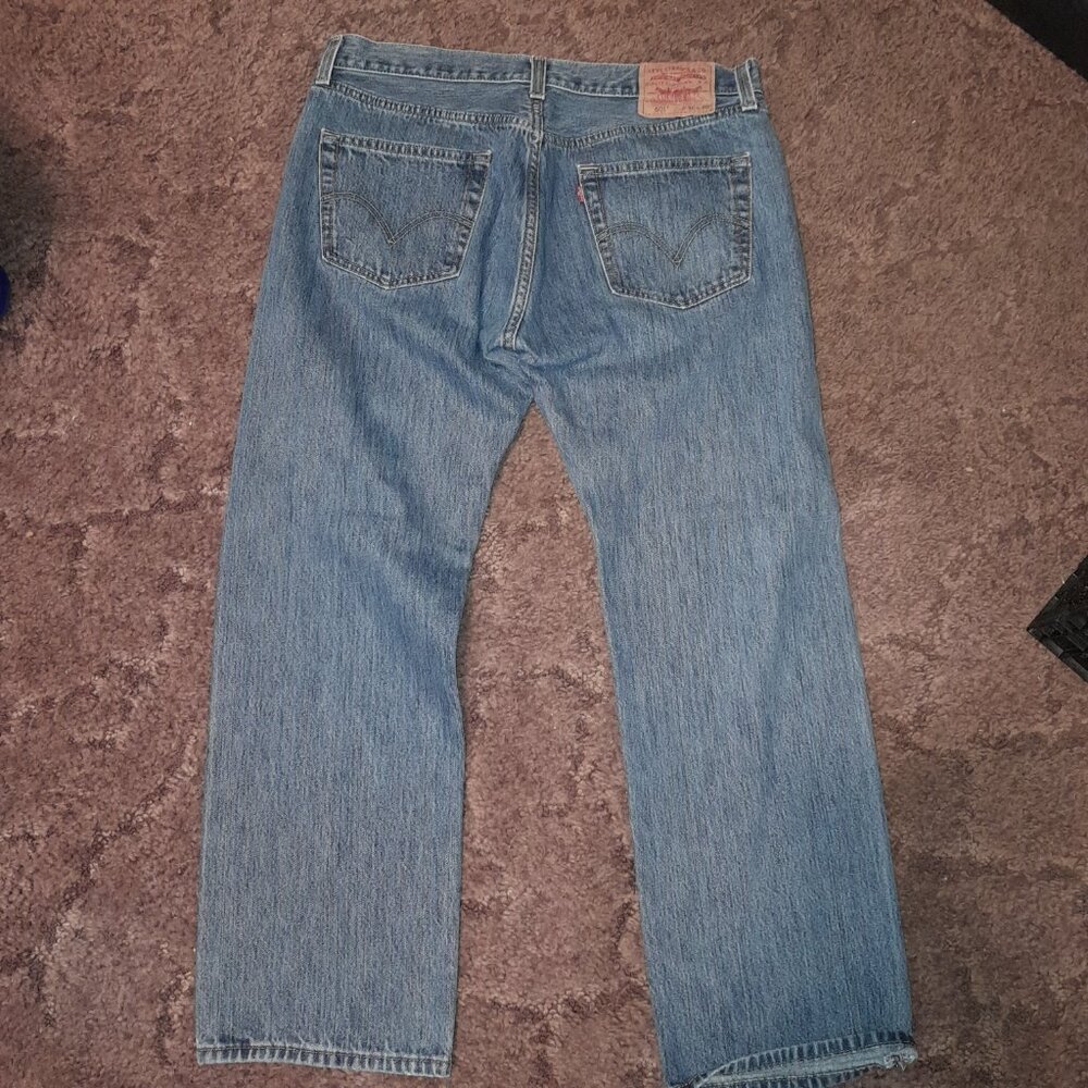 Levi's 501 Button Fly Straight Leg Men's Jeans Size 38x30 Excellent Condition